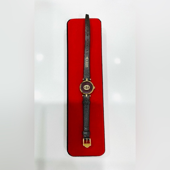 Ladies GUCCI SHERRY LINE watch❤️🧡💚 - Picture 11 of 14